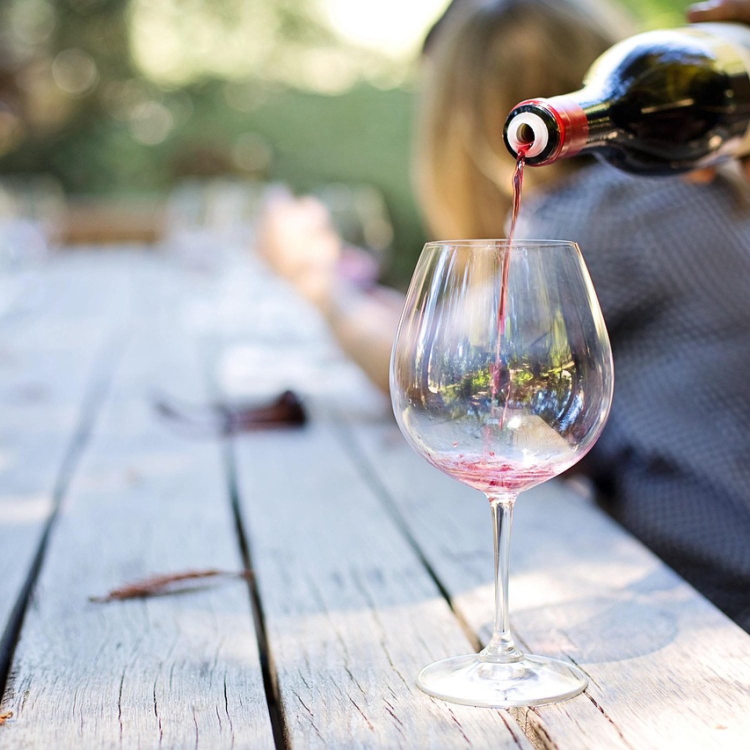 wine, glass, 4k wallpaper 1920x1080, drink, beautiful wallpaper, tasting, hand, free wallpaper, 4k wallpaper, cool backgrounds, windows wallpaper, wallpaper hd, desktop backgrounds, free background, pouring, laptop wallpaper, dinner, wine tour, mac wallpaper, hd wallpaper, wine tasting, wineglass, party, full hd wallpaper, wallpaper 4k, celebration, wallpaper